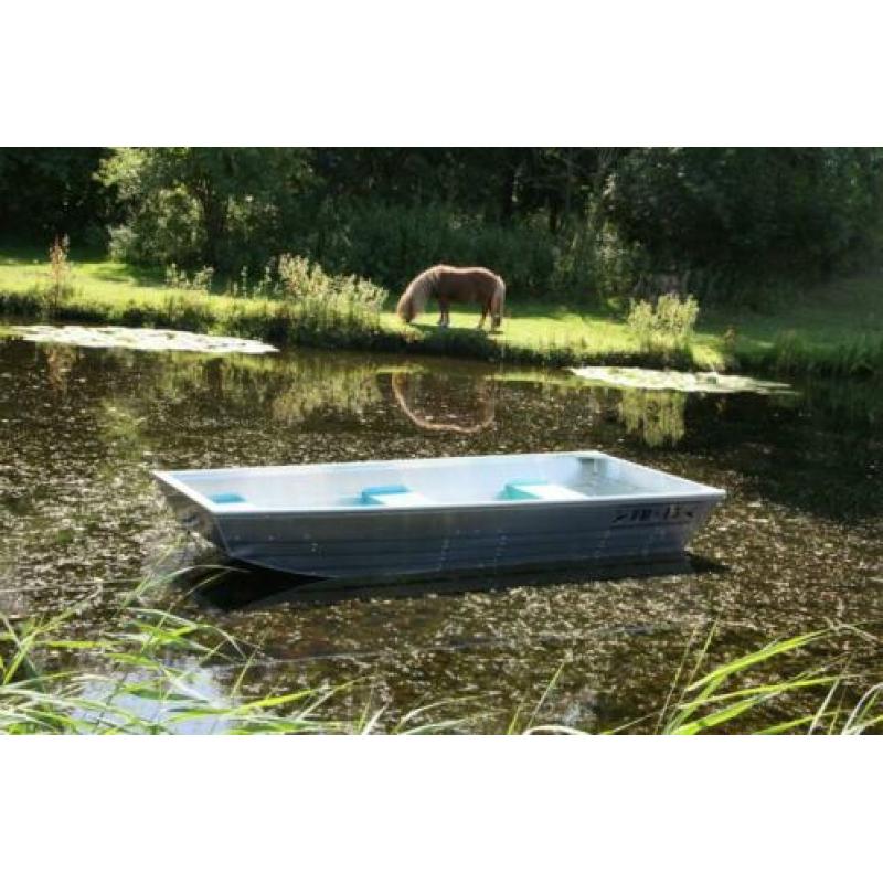 Splinternieuwe aluminium platbodem boot