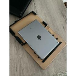 Weinig gebruikt ipad 2017 9,7 inch 32gb