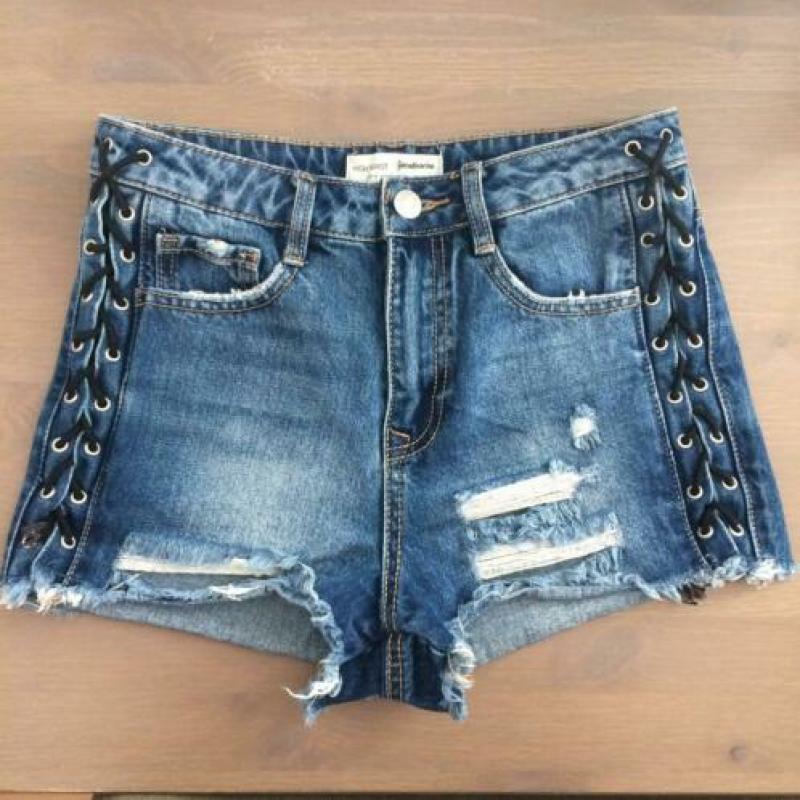 Spijkerbroek veter shortje Stradivarius high waist jeans S