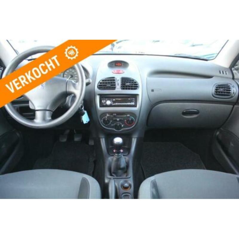 Peugeot 206 1.4 One-line | 2006| 5 DEURS | NIEUWE APK
