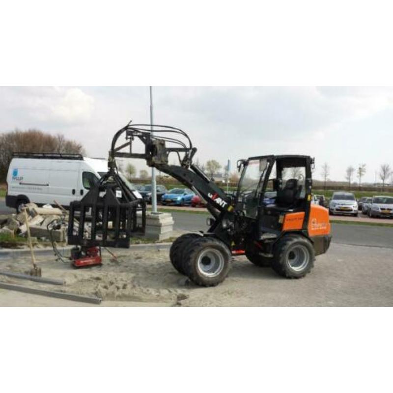 Kraan, rupsdumper, shovel, wals te huur!