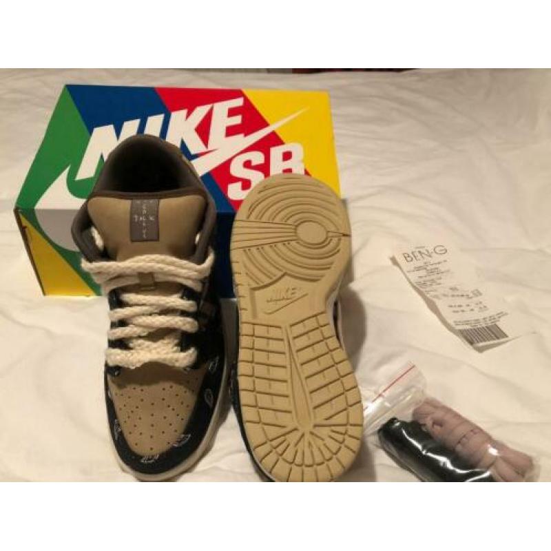 Travis Scott Nike SB Dunk Low maat 42