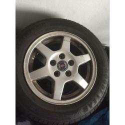 Originele Saab velgen met Good Year zomerbanden 195/65 R 15