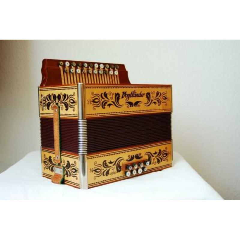 Vogtländer Harmonika C-F origineel