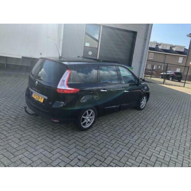 Renault Megane Grand Scenic 1.6 DCI 96KW 2012 Zwart