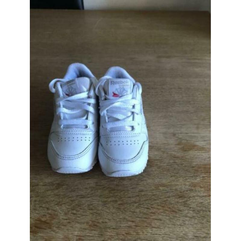Leuke Reebok sneakers maat 22