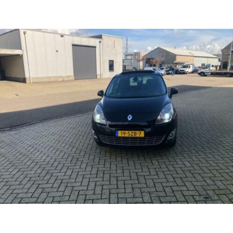 Renault Megane Grand Scenic 1.6 DCI 96KW 2012 Zwart