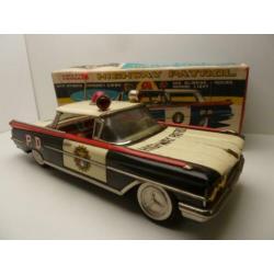 Oldsmobile police car ''Ichico japan ''