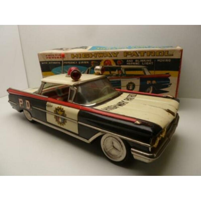 Oldsmobile police car ''Ichico japan ''