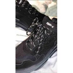 Balenciaga Triple S zwart maat 38