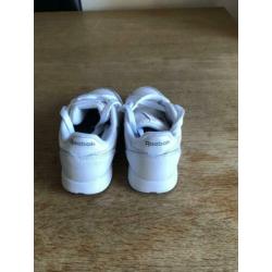 Leuke Reebok sneakers maat 22