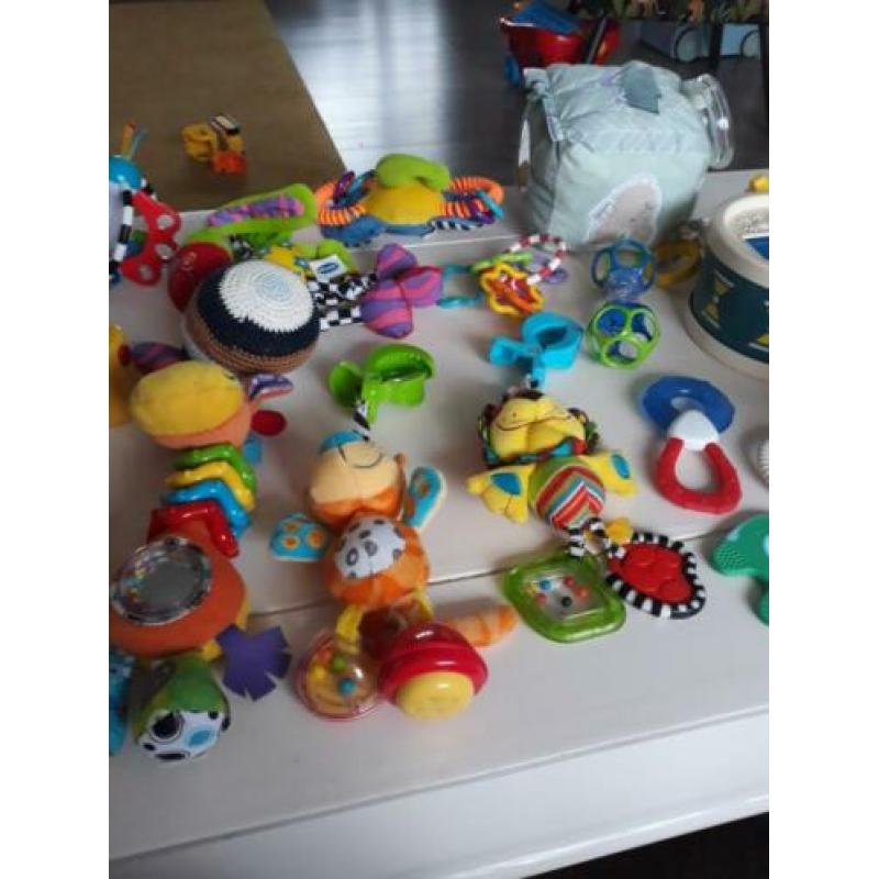Baby speelgoed €1 per stuk!