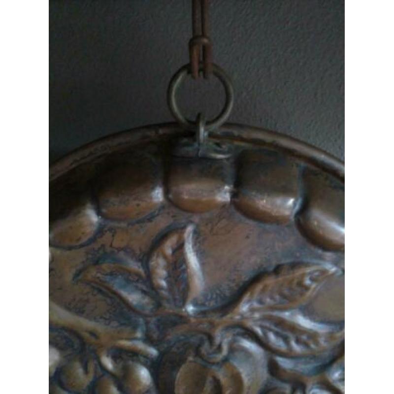 Oude brocante koperen bakvorm puddingvorm druiventros Etage3