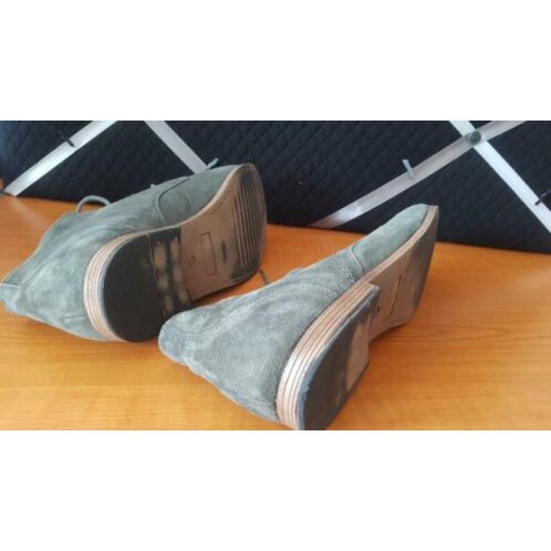 Nette herenschoenen maat 46 suède grijs