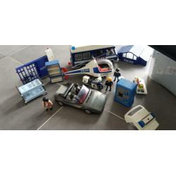 Playmobil Politie bureau met boeven en autos
