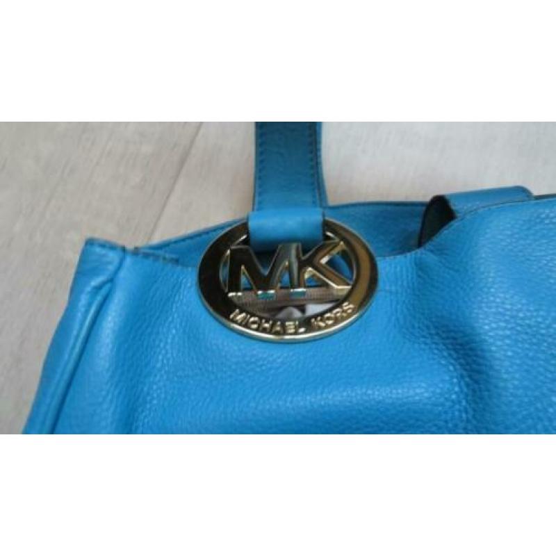 MICHAEL KORS tas