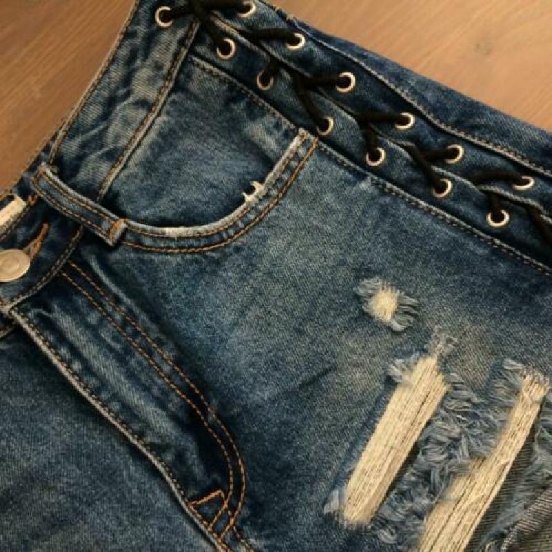 Spijkerbroek veter shortje Stradivarius high waist jeans S