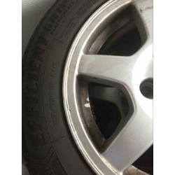 Originele Saab velgen met Good Year zomerbanden 195/65 R 15
