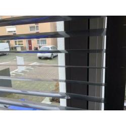 Aluminium jaloezie! Geperforeerd. 2175mm breed 1120mm hoog