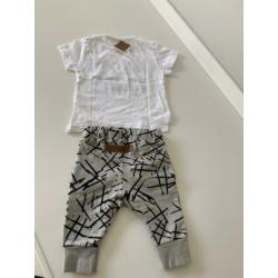 Setje Little Indians! T-shirt & broekje 0-3M