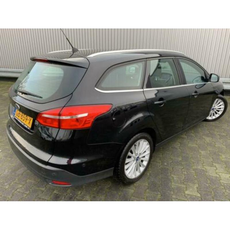 Ford Focus Wagon 1.5 TDCI NAVI PARK-ASSIST ECC PDC LMV CHROO