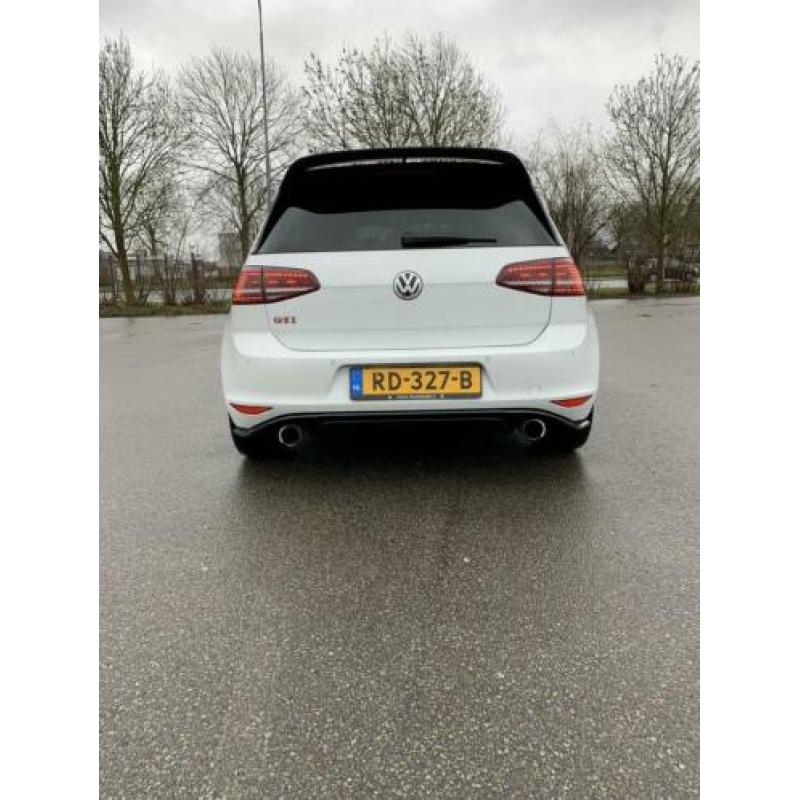 Volkswagen Golf VII 2.0 TSI 265pk 5D DSG 2017 Wit