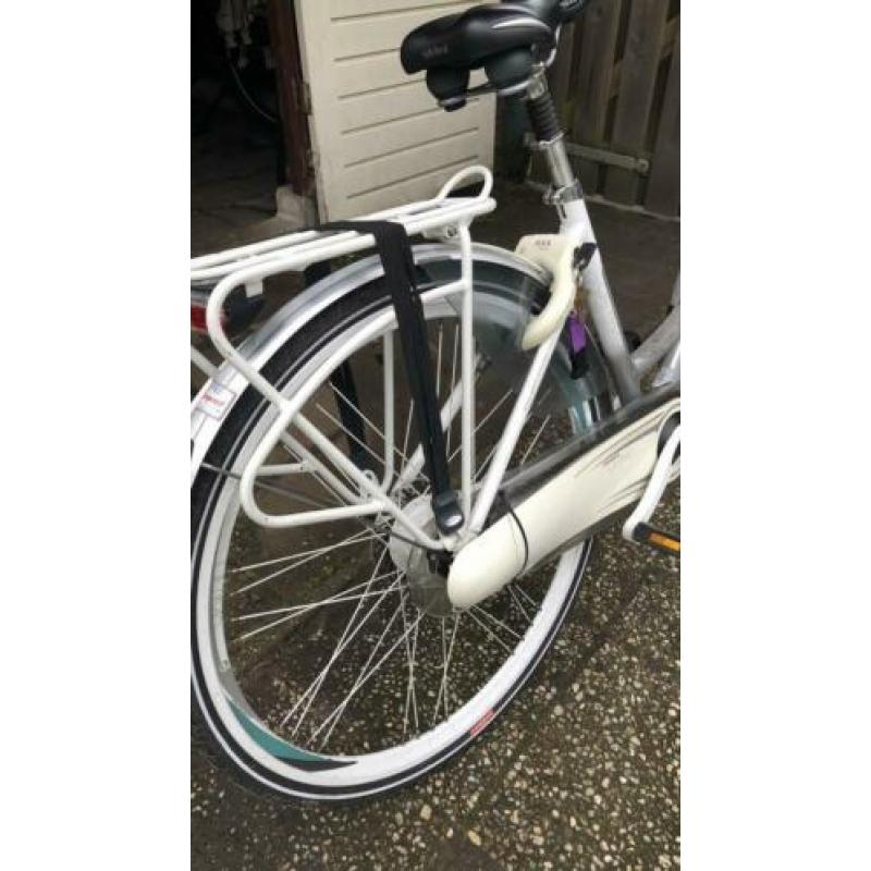Dames fiets 28 inch Giant de factuur aanwezig