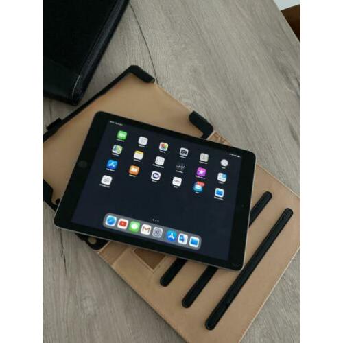 Weinig gebruikt ipad 2017 9,7 inch 32gb