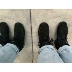 Zwart suede Minnetonka’s in maat 39