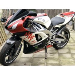 Yamaha r1 zeer snel
