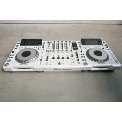 2x Pioneer DJ set DJM900NXS + 2x CDJ2000 Limited White