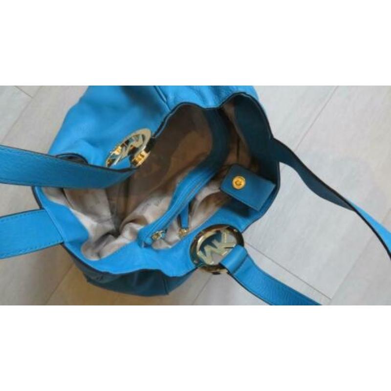 MICHAEL KORS tas