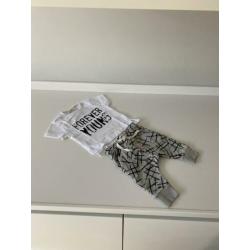 Setje Little Indians! T-shirt & broekje 0-3M