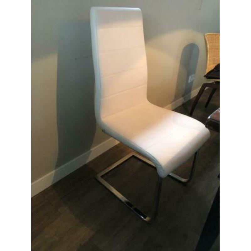 Design stoel wit chroom