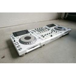 2x Pioneer DJ set DJM900NXS + 2x CDJ2000 Limited White