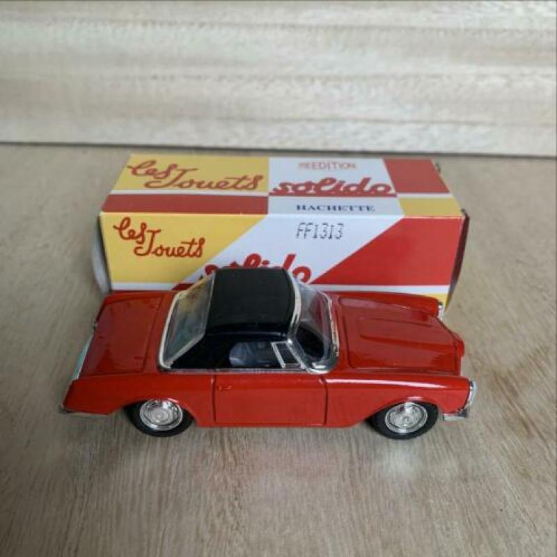 1:43 SOLIDO Hachette Facel Vega 2-1962