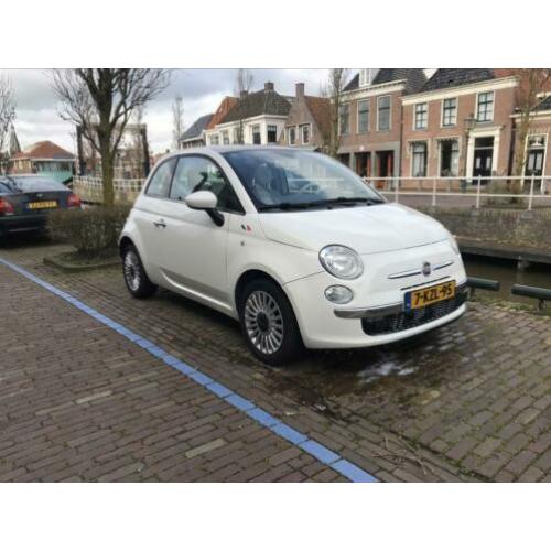 Fiat 500 1.2 C 2010 Wit Lounge met panoramadak.