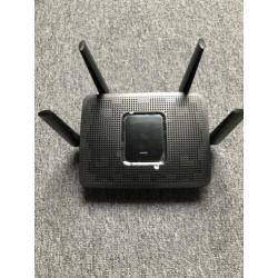 Linksys EA8300 Max-Stream AC2200 Tri-Band Wi-Fi Router