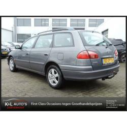 Toyota Avensis Wagon 1.8-16V Linea Luna (bj 2002)
