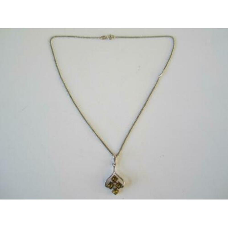 925 zilveren ketting met barnsteen hanger