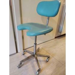 Bureaustoel / behandelstoel vintage