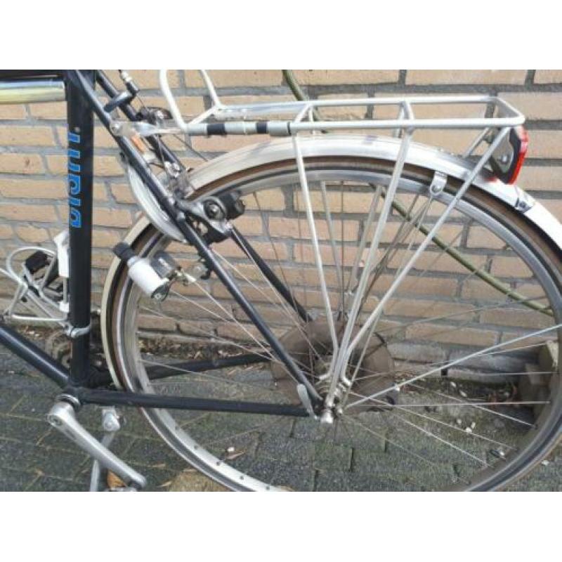 Blauwe Giant retro wielrenfiets