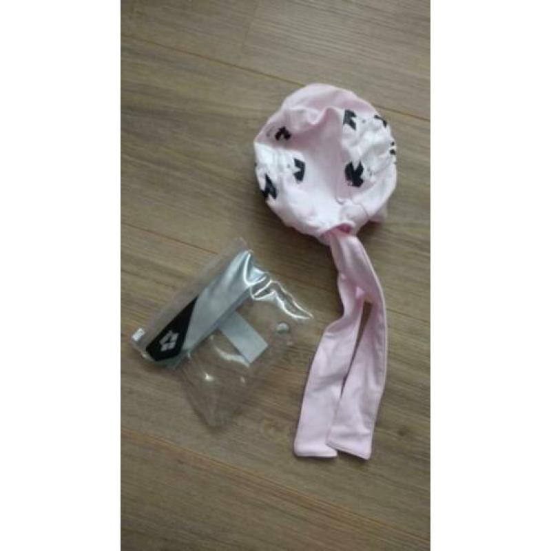 Nieuw! Baby badmuts / Arena pirate swim cap UV protection li