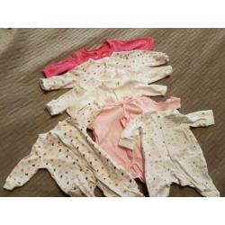 Pakket meisjes kleding. Maat 56/62