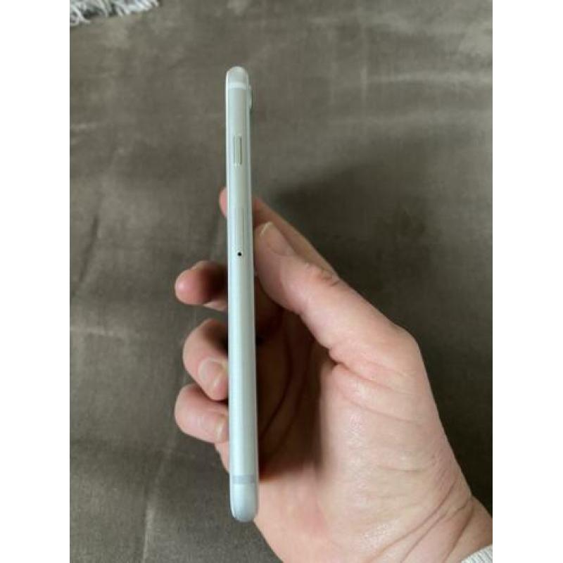 Iphone 8, 64 gb, wit