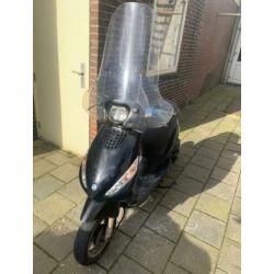 Piaggio zip (voor onderdelen)