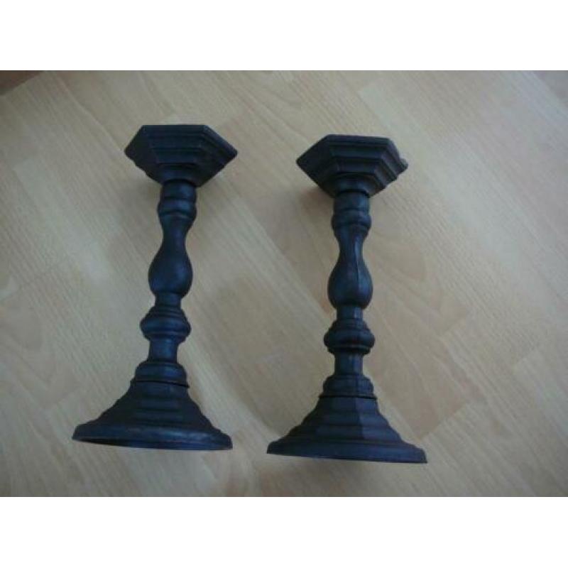 kandelaar - 2 stuks - gietijzer - zeer decoratief