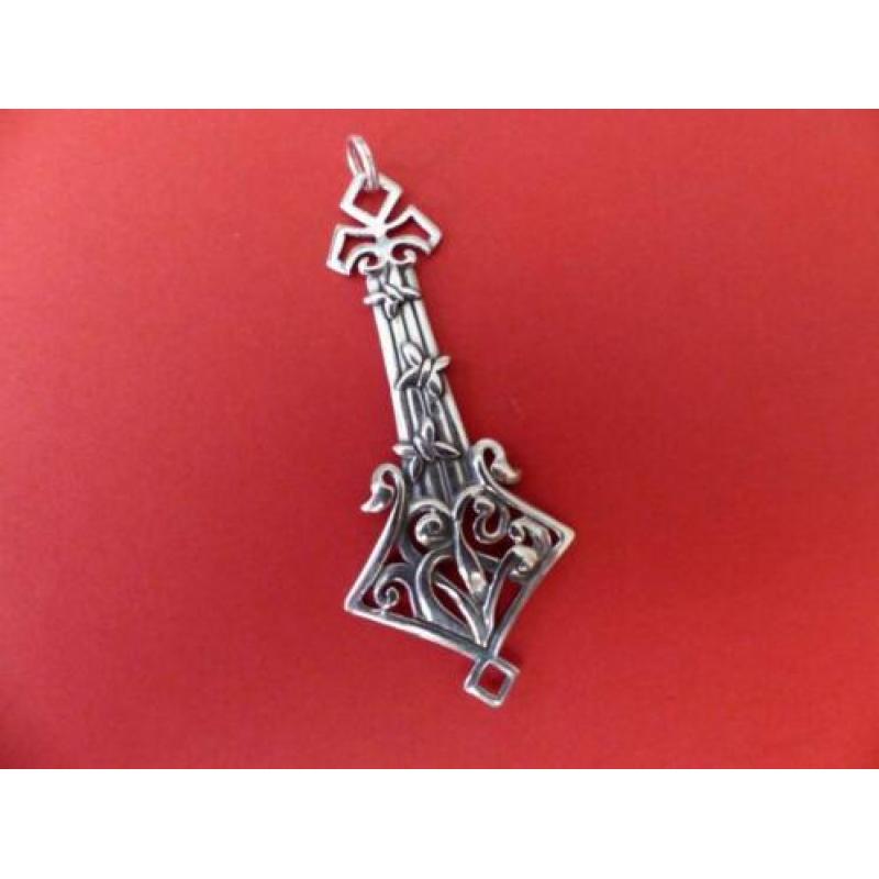 Mooie Lange Zilveren Jugendstil Hanger met Vlinders