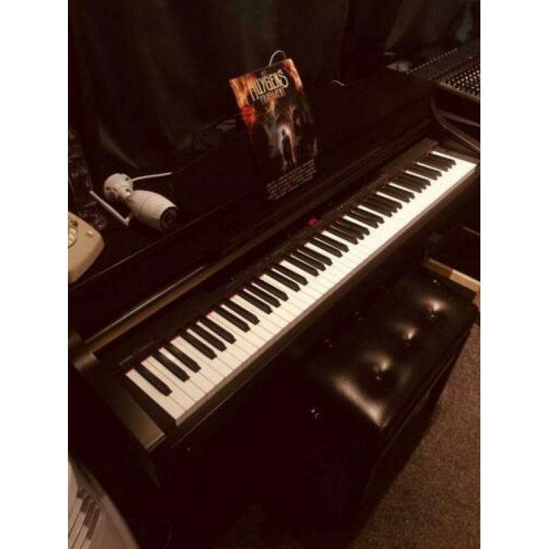 Yamaha Clavinova CLP 330 electrische piano
