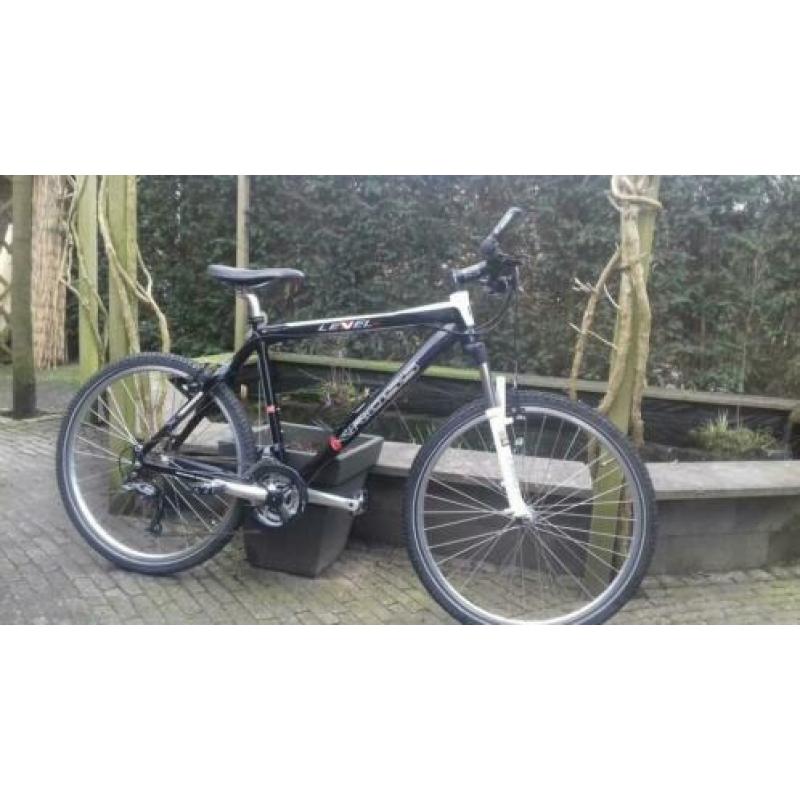 Mountainbike KROSS COUNTRY level A6 alu 7005